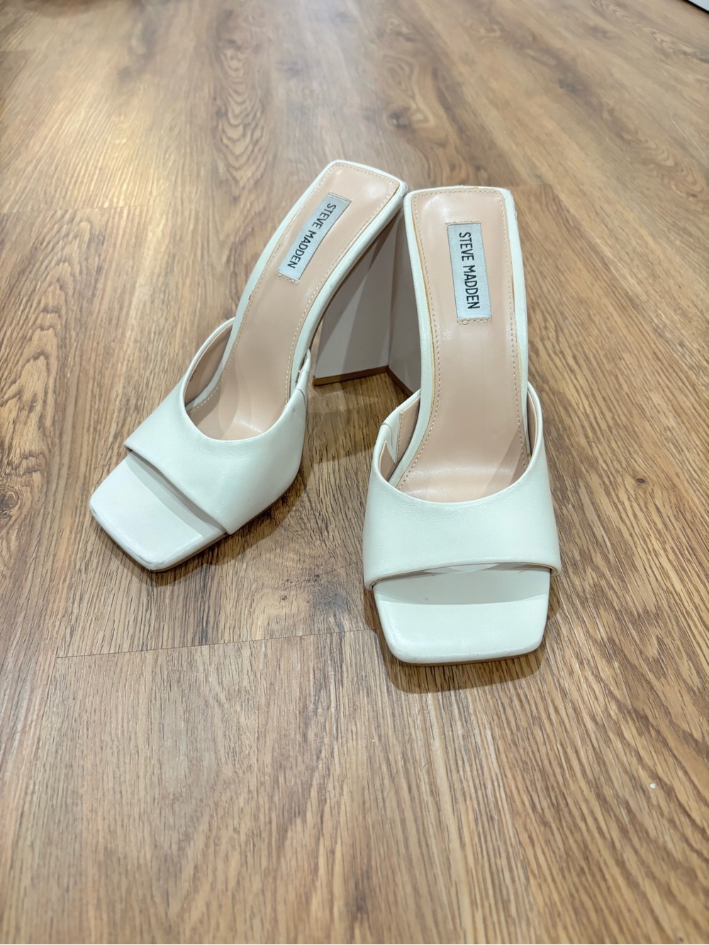 Steve Madden Cream Square Toe Block Heel Mules